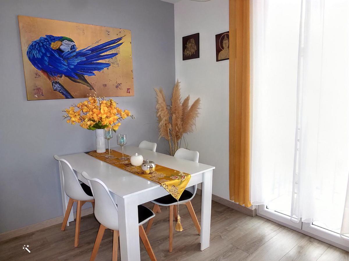 Chic Et Douillet Apartment *
